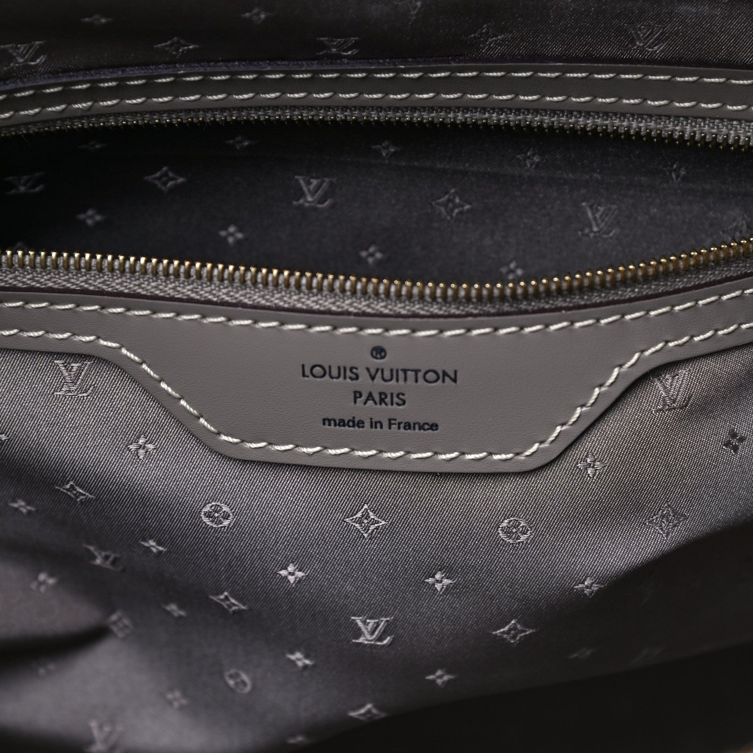 Louis Vuitton Suhali Lockit MM Greige 6 of 16
