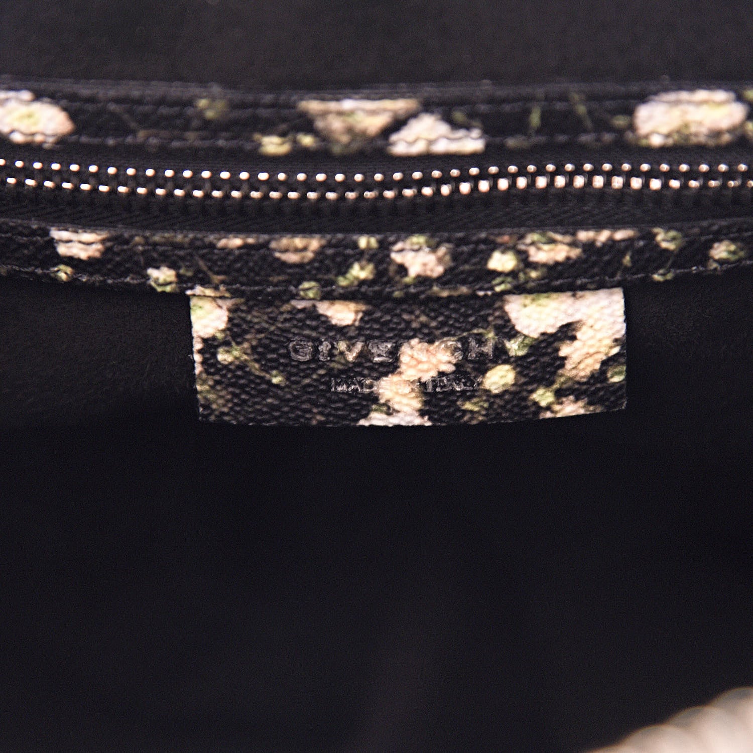 Givenchy Textured Coated Canvas Baby's Breath Print Medium Lucrezia Black 17 of 23