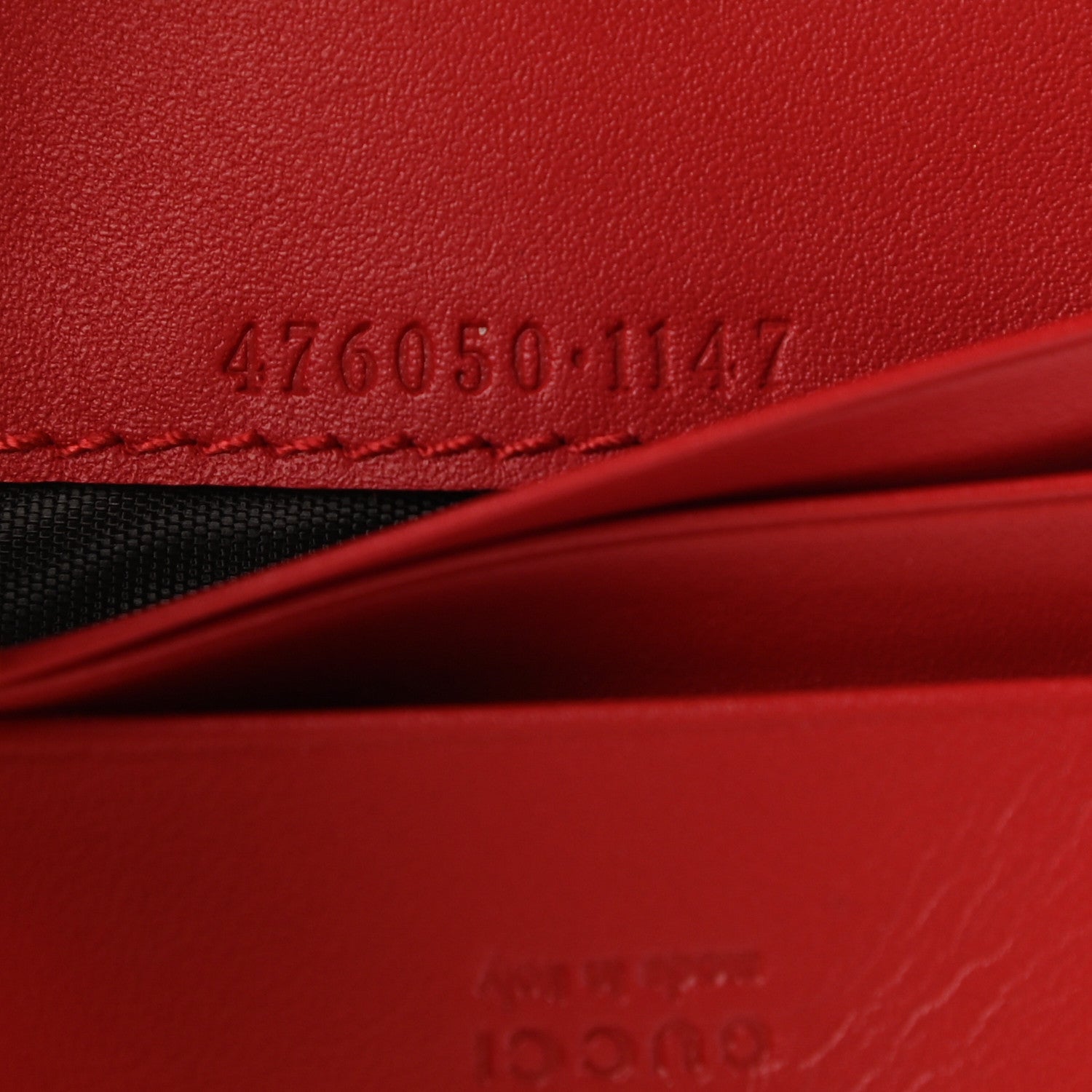 Gucci GG Supreme Monogram Cherry Embellished Card Case Wallet Hibiscus Red 6 of 8