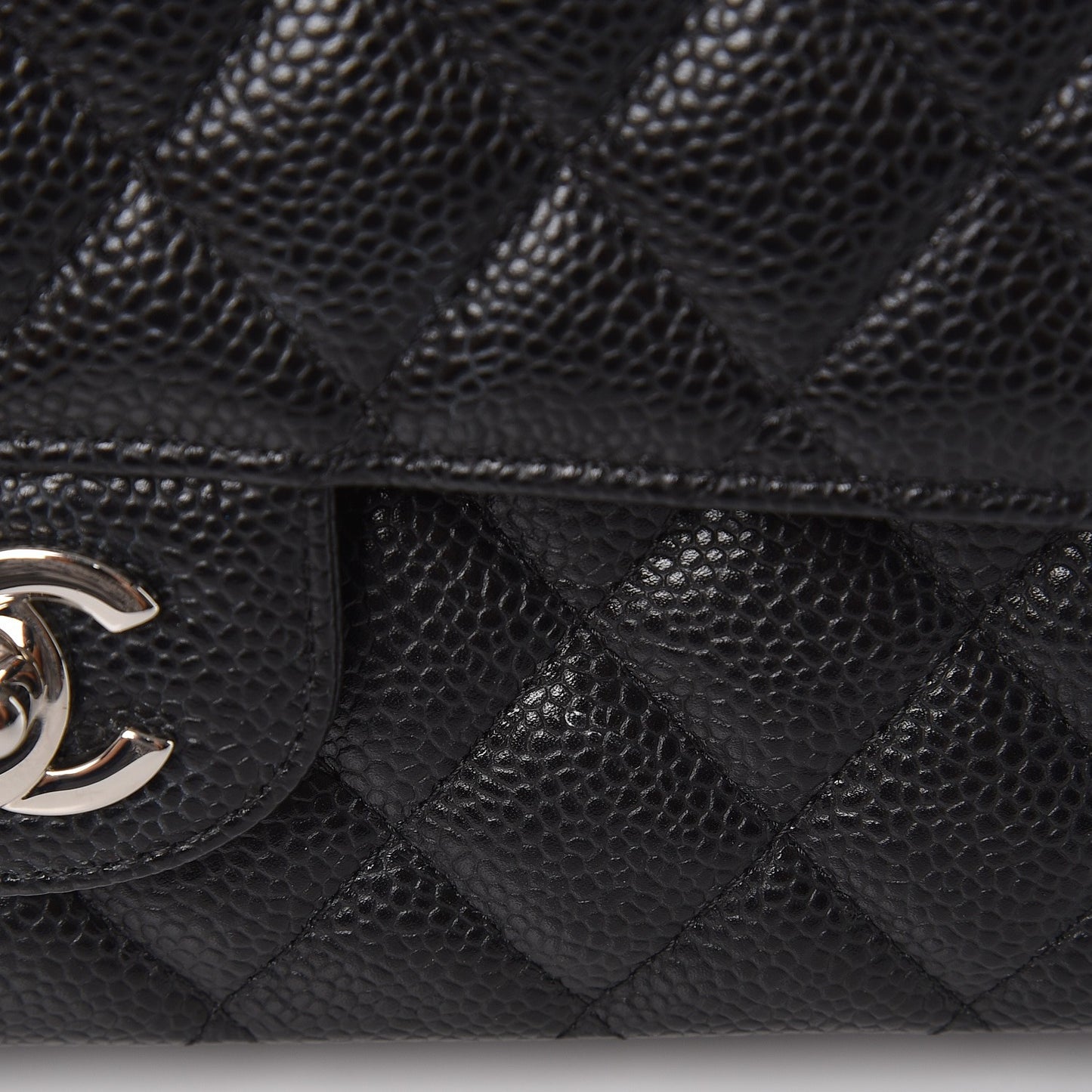 Caviar Quilted Medium Double Flap Black