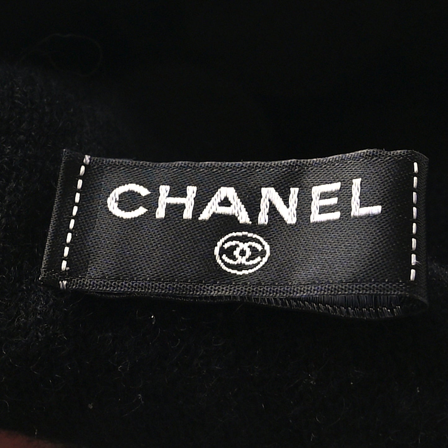Cashmere CC Beanie Hat Black White