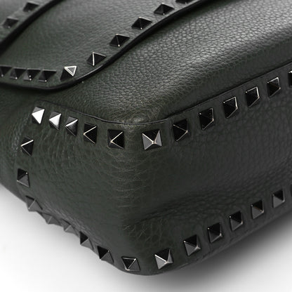 Valentino Garavani Pebbled Calfskin Rockstud Messenger Green 8 of 9