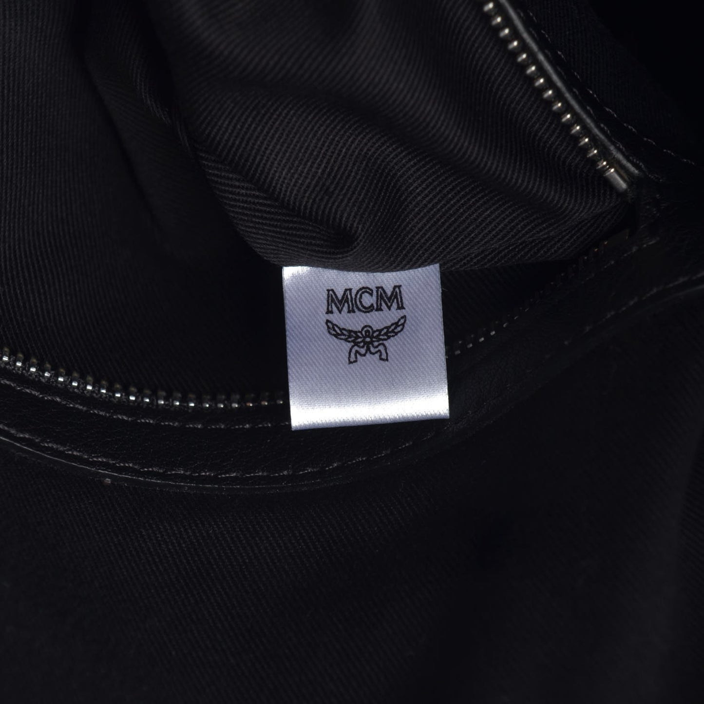 Grained Calfskin Large Klara Hobo Black