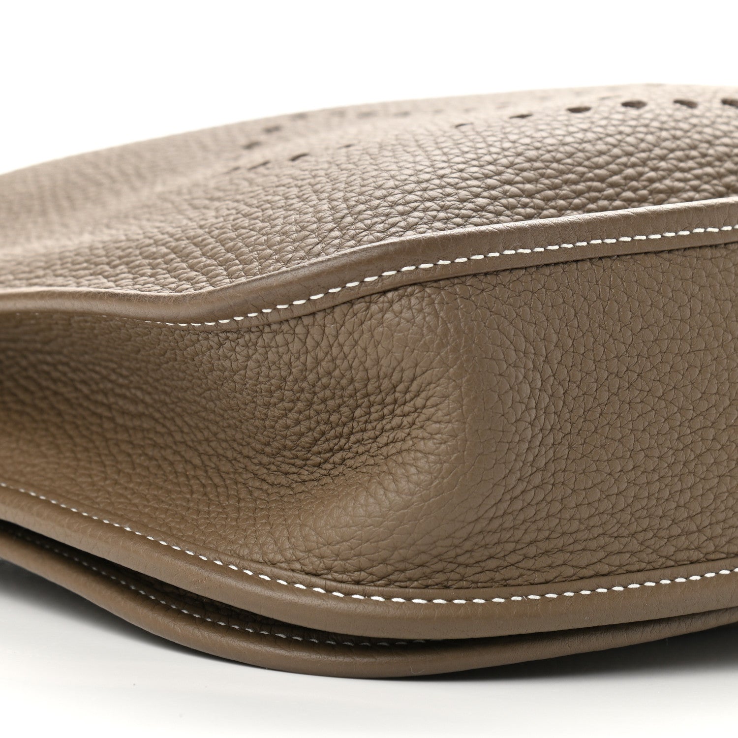 Hermes Taurillon Clemence Evelyne III PM Etoupe 9 of 10