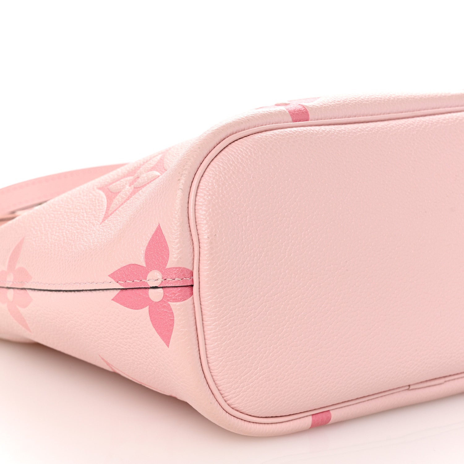 Louis Vuitton Empreinte Monogram Giant By The Pool Marshmallow Hobo PM Bouton De Rose 9 of 10
