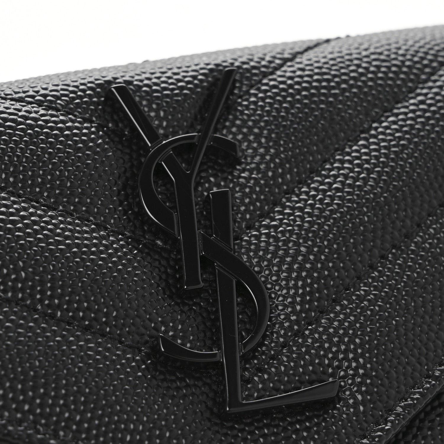 Saint Laurent Grain De Poudre Matelasse Chevron Small Monochrome Monogram Envelope Wallet Black 8 of 9