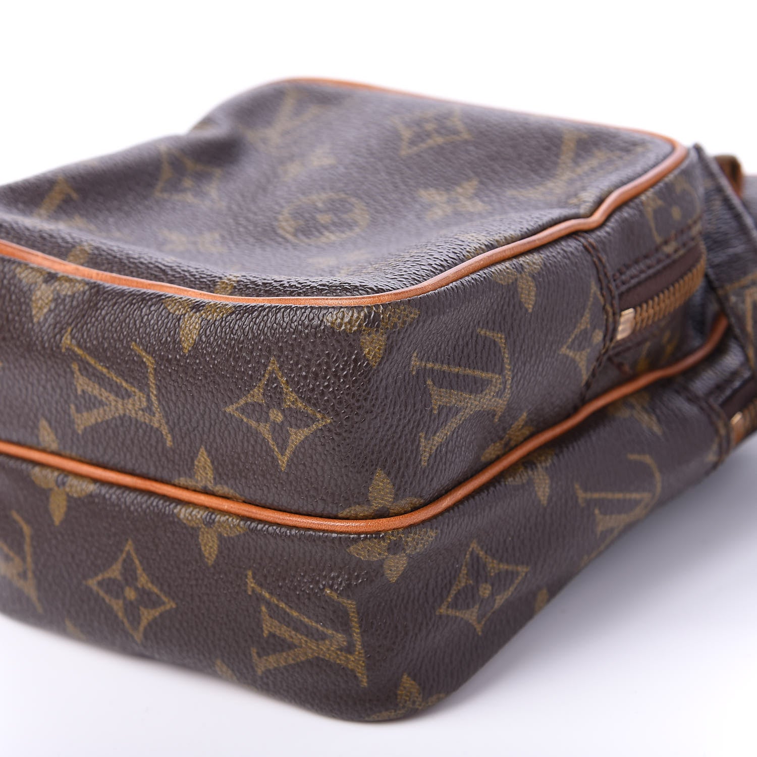 Louis Vuitton Monogram Amazone PM 7 of 10