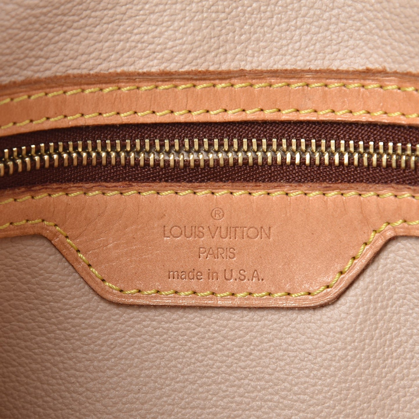 Monogram Petit Bucket 23