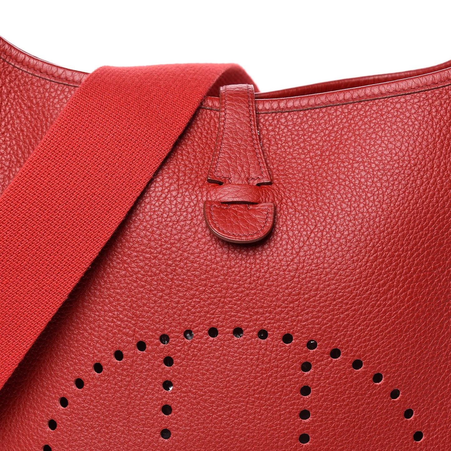 Taurillon Clemence Evelyne II PM Rouge Casaque