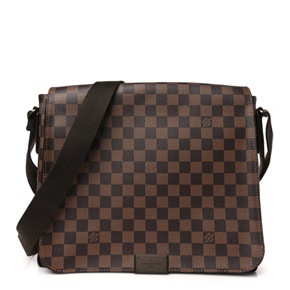 Louis Vuitton Damier Ebene District MM 1 of 9