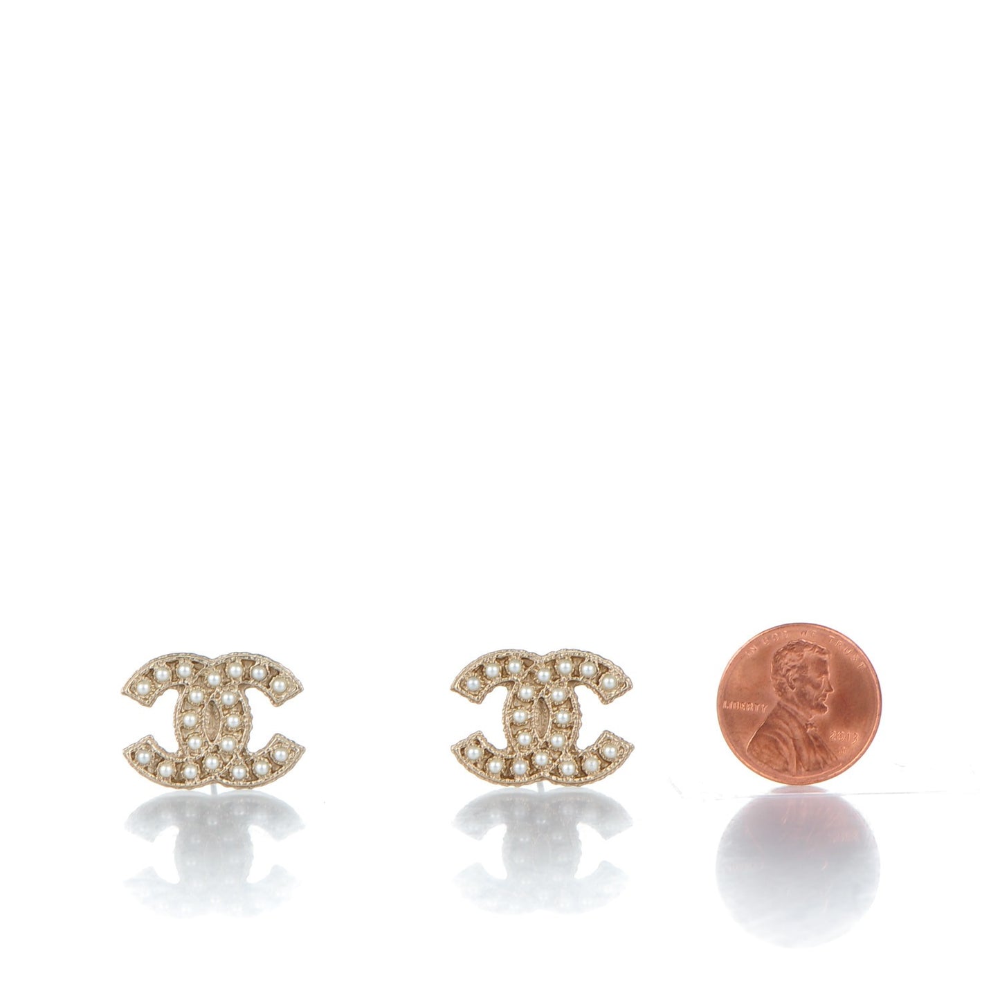 Crystal Pearl CC Earrings Light Gold