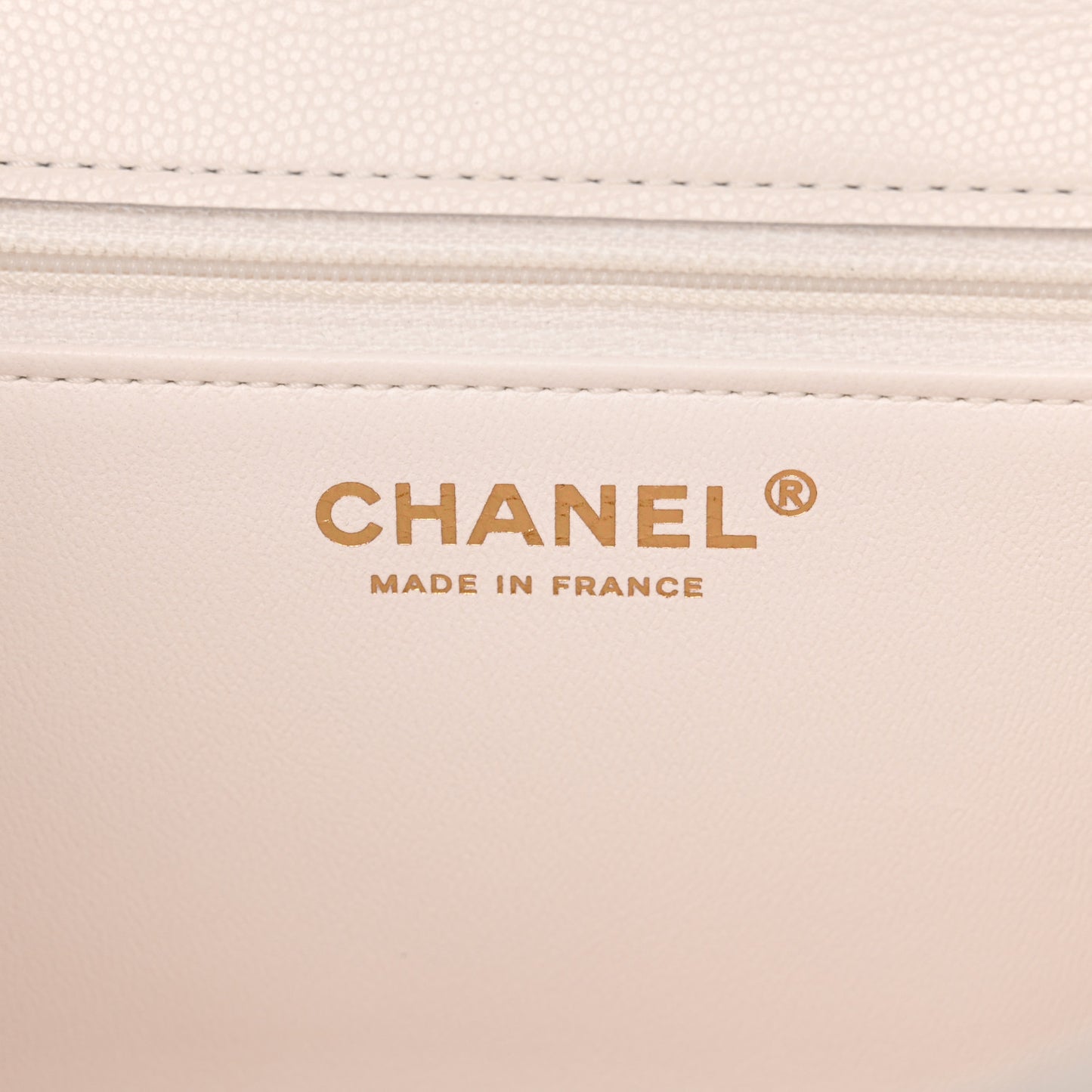 Caviar Quilted Medium Sweet Classic Flap White