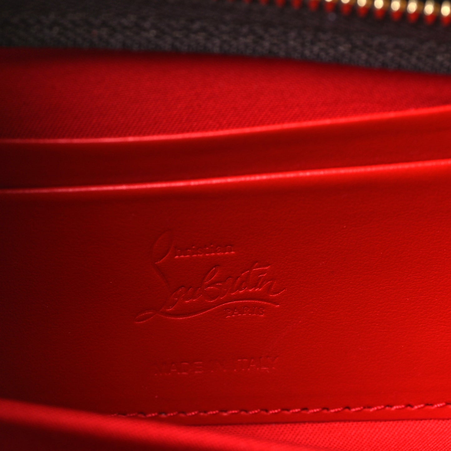 Loubitwist Crocodile Embossed Clutch Black