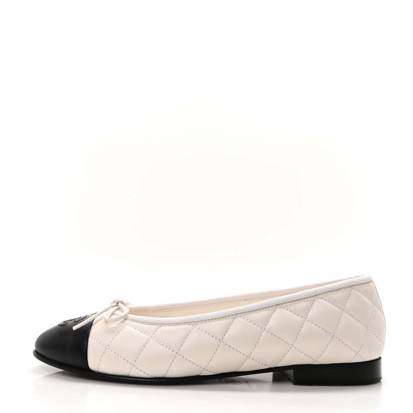 Canvas Lambskin Quilted CC Cap Toe Ballerina Flats 36 White Black