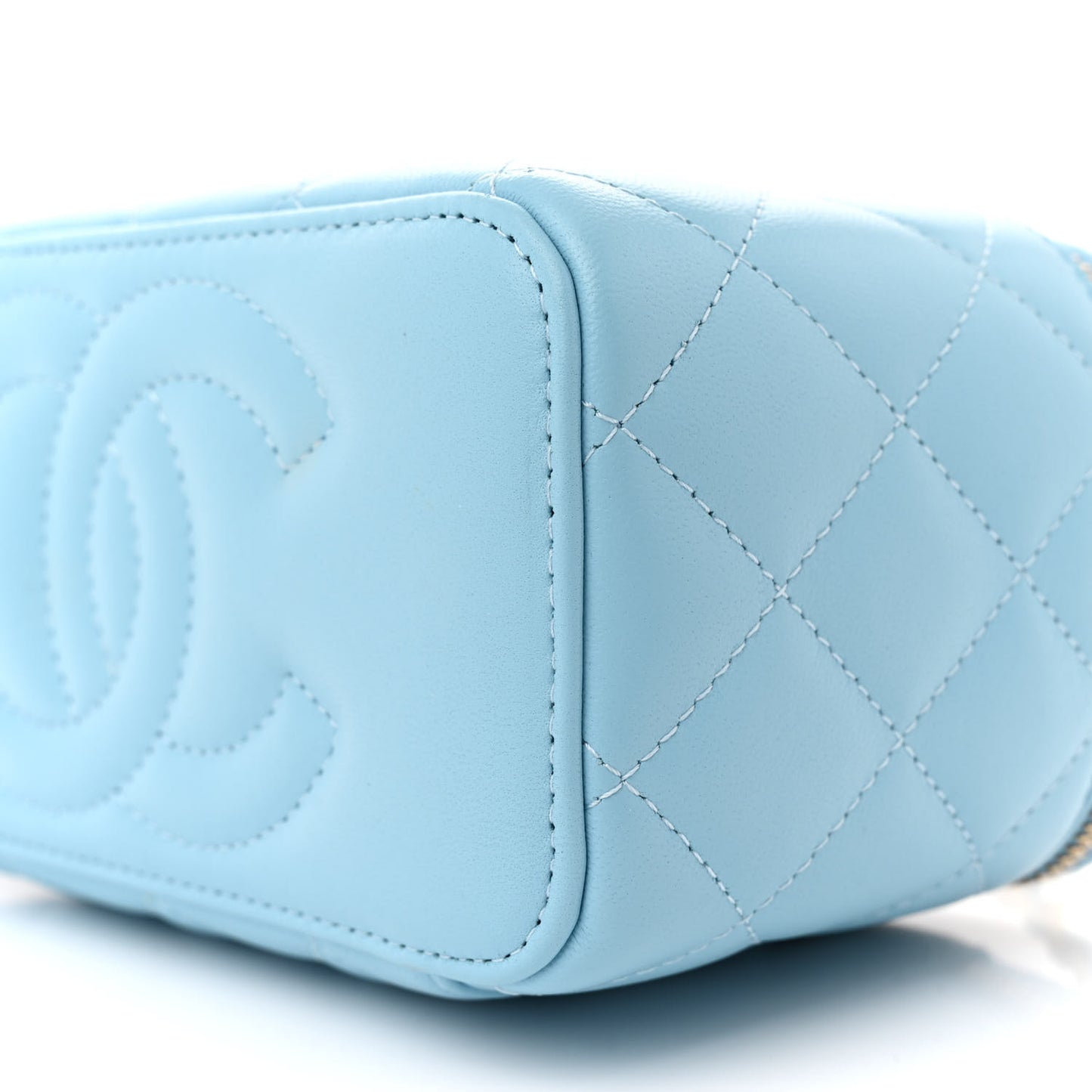 Lambskin Quilted Metal Twist Small Top Handle Vanity Case With Chain Blue