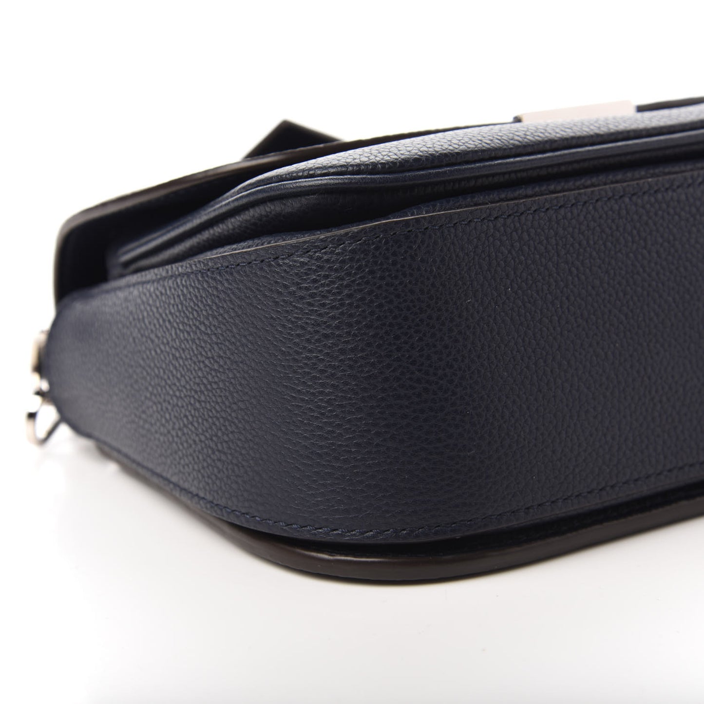 Grained Calfskin Vivienne NM Blue Marine