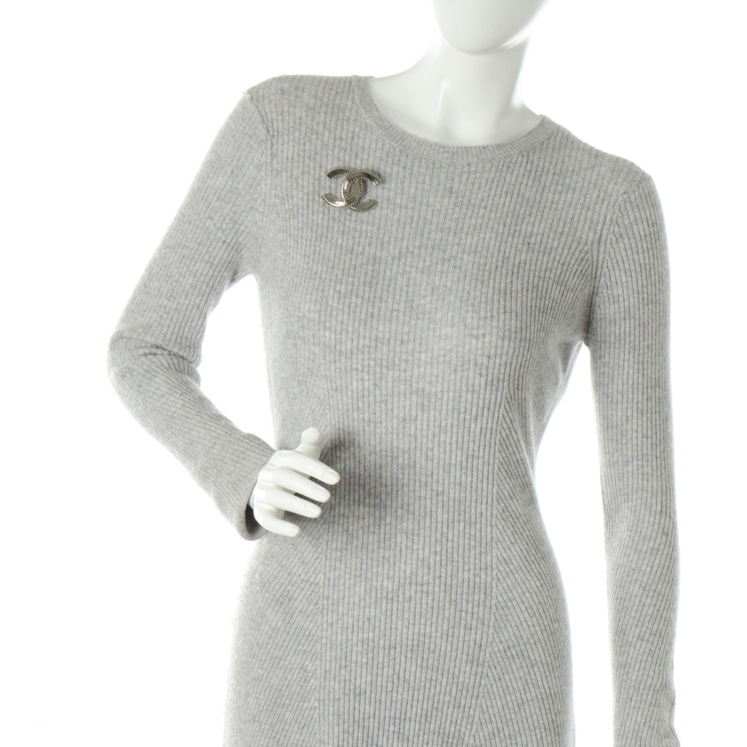 Chanel Large Scalloped CC Brooch Silver 2 of 4