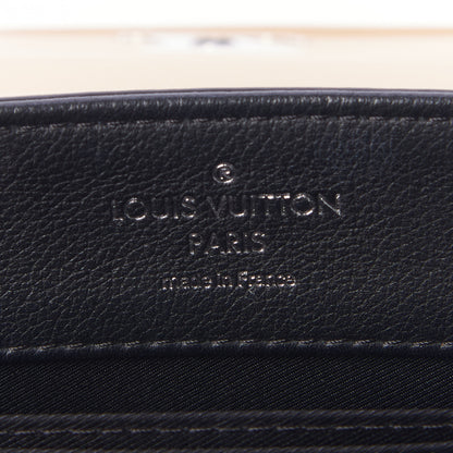 Louis Vuitton Soft Calfskin Lockme II Top Handle Vanille Black 8 of 8