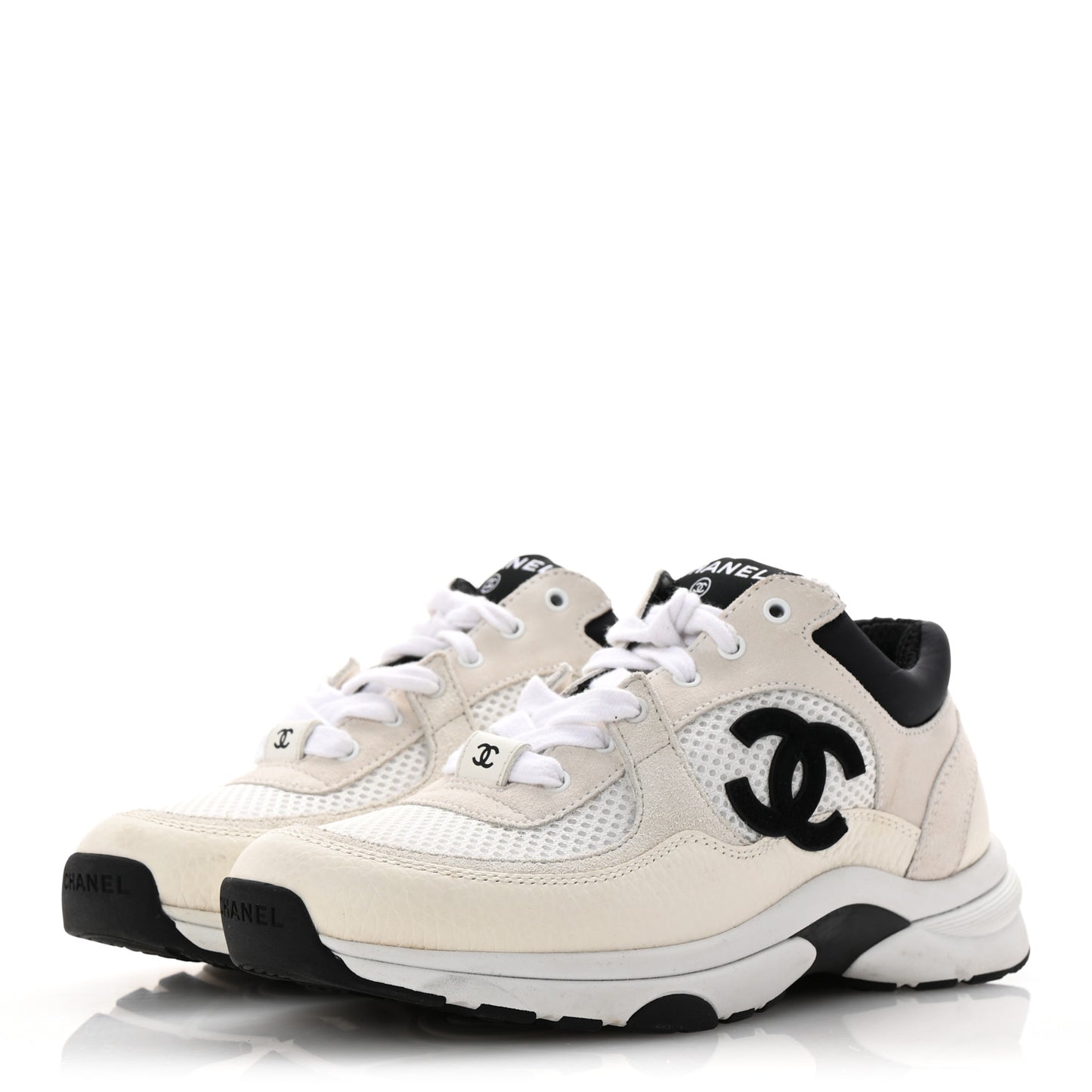 Mesh Suede Calfskin Grained Calfskin Womens CC Sneakers 35.5 White Black