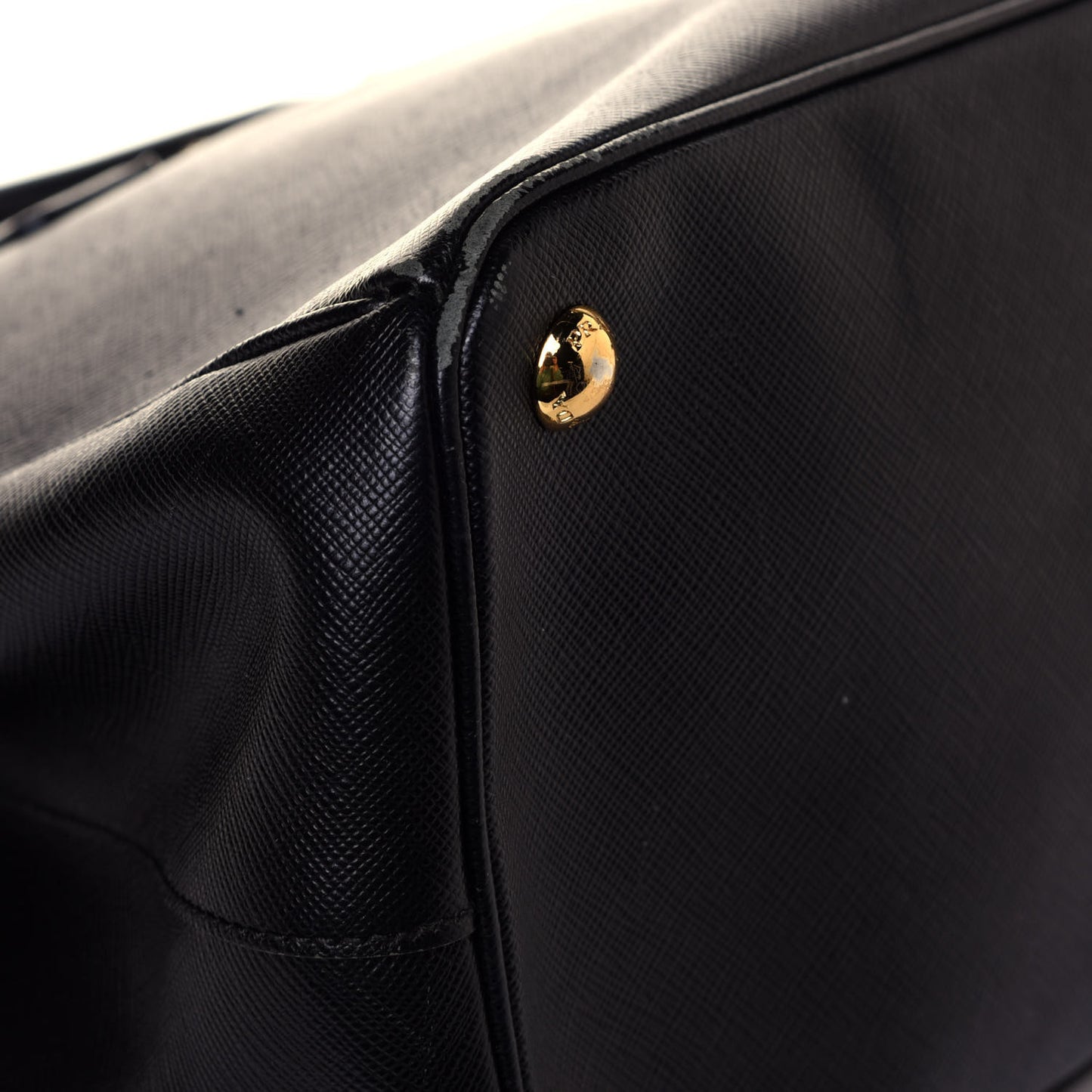 Saffiano Medium Galleria Double Zip Tote Black