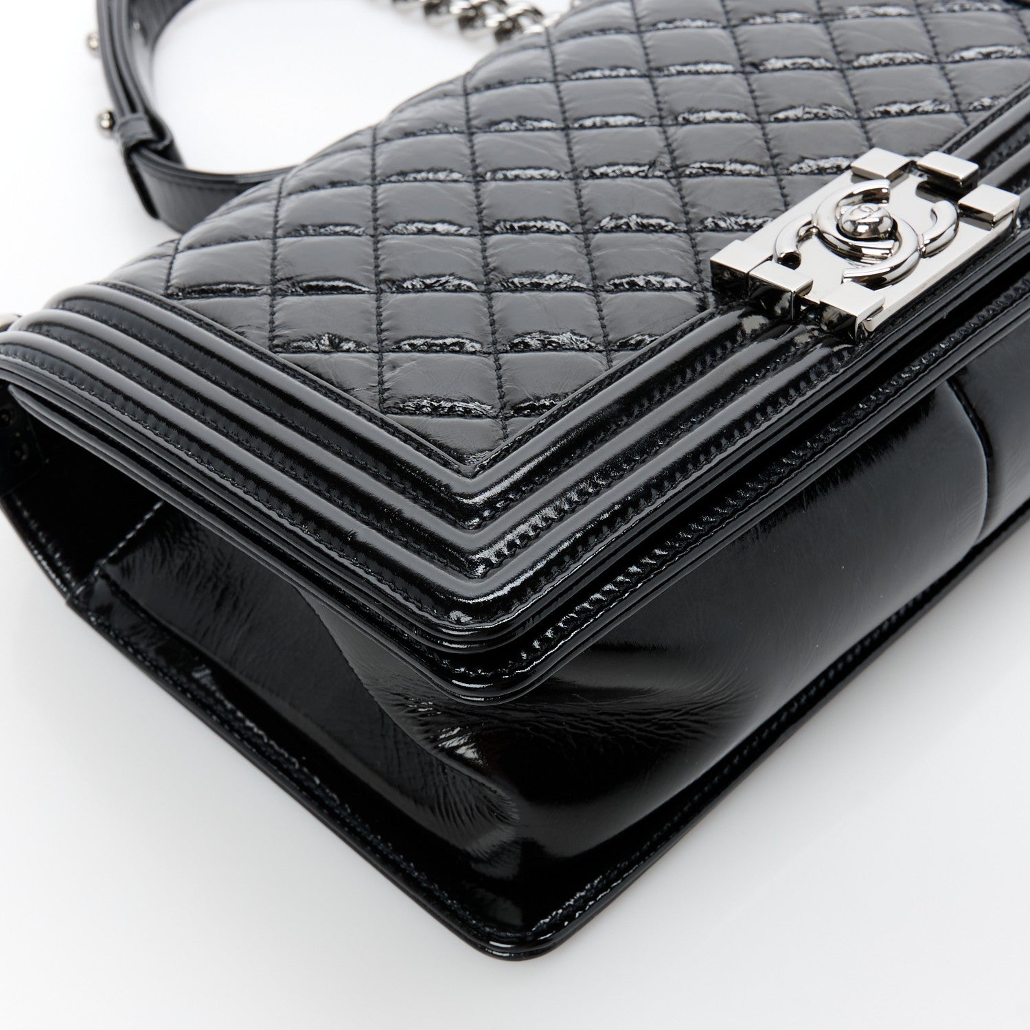 Chanel Distressed Patent Quilted Medium Boy Flap Black 9 of 10