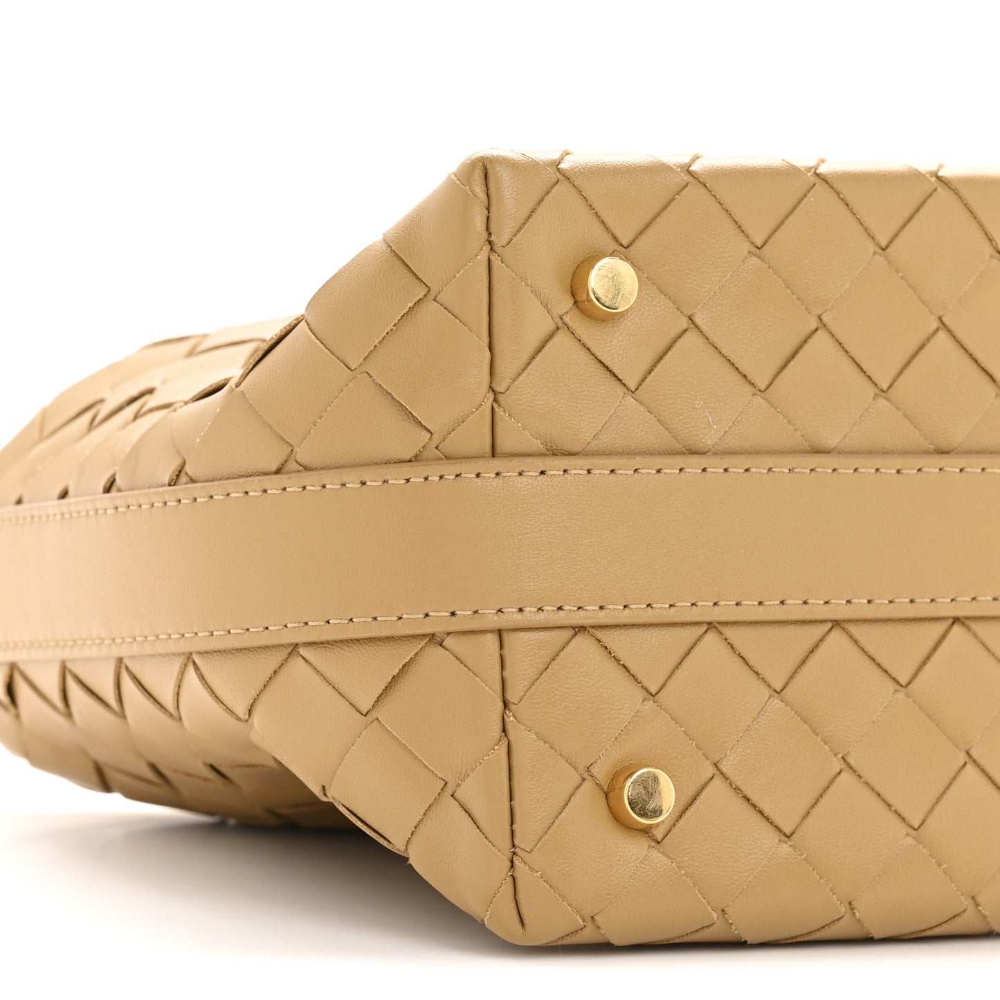 Calfskin Nappa Intrecciato Candy Wallace Dark Praline