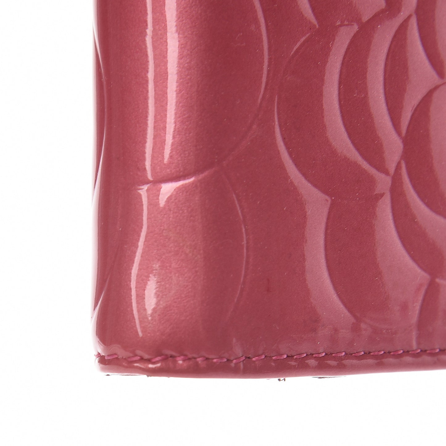 Patent Camellia Embossed Zipped Pocket Wallet Pink