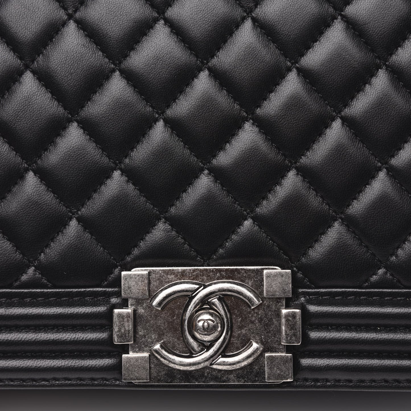 Lambskin Quilted New Medium Boy Flap Black