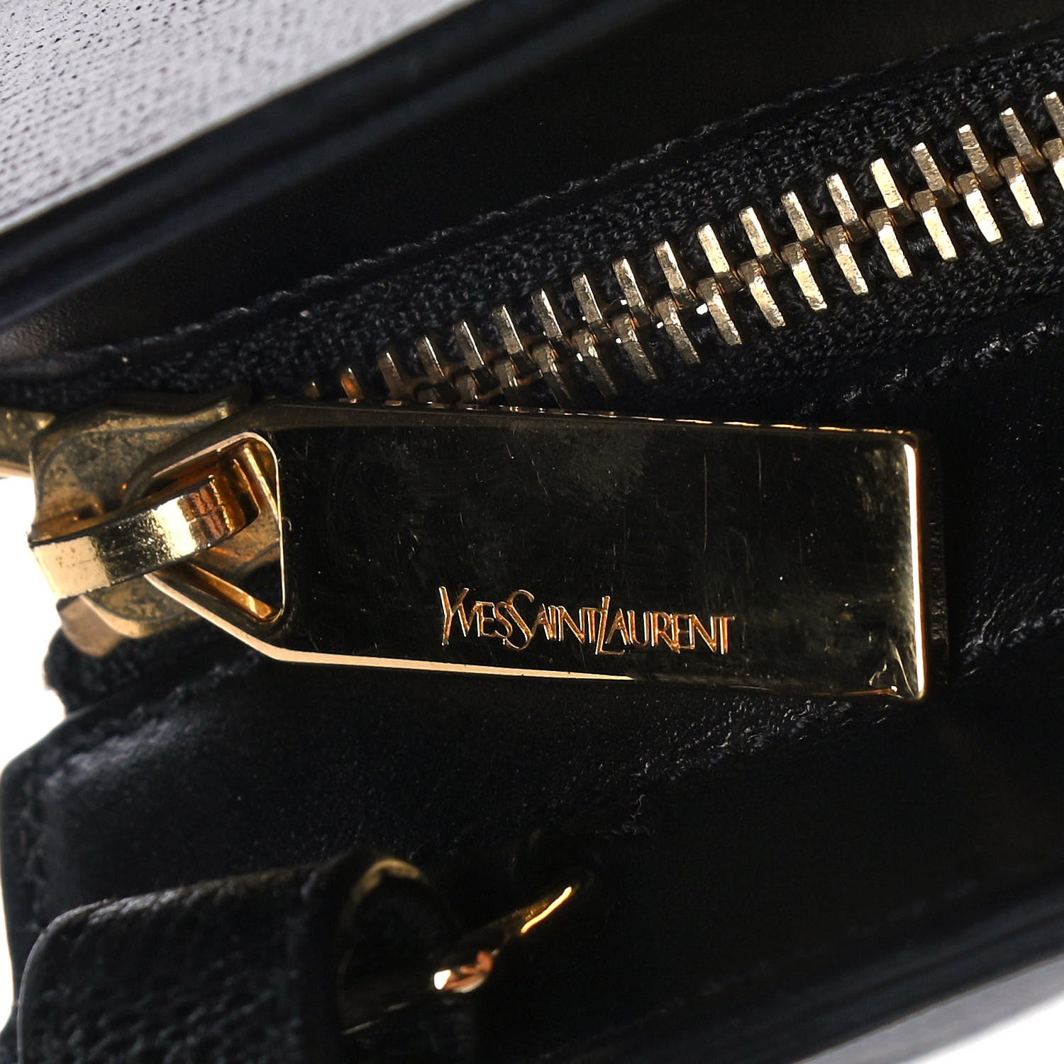 Saint Laurent Textured Calfskin Medium Classic Y Cabas Black 8 of 12