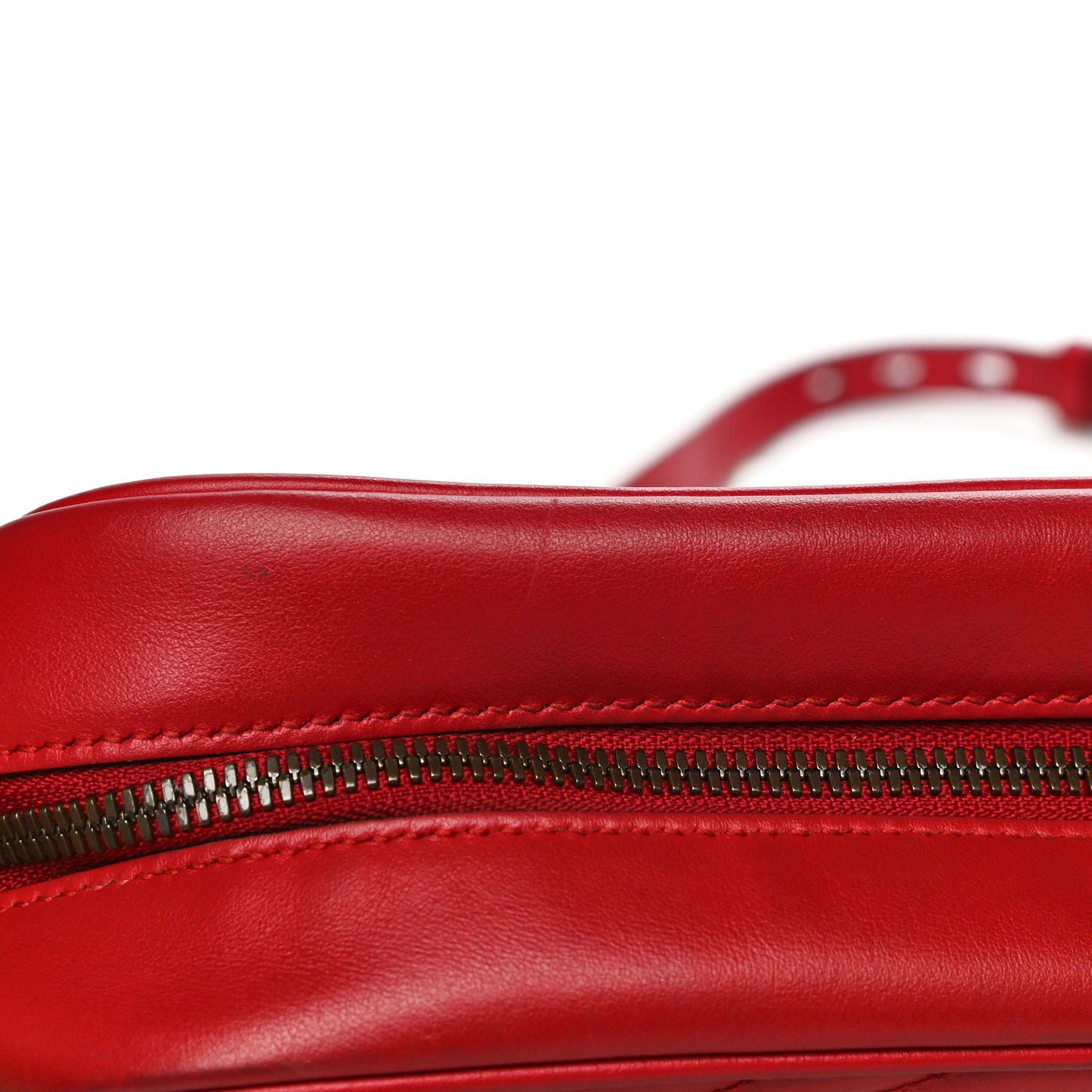 Calfskin Matelasse Small GG Marmont Chain Shoulder Bag Hibiscus Red