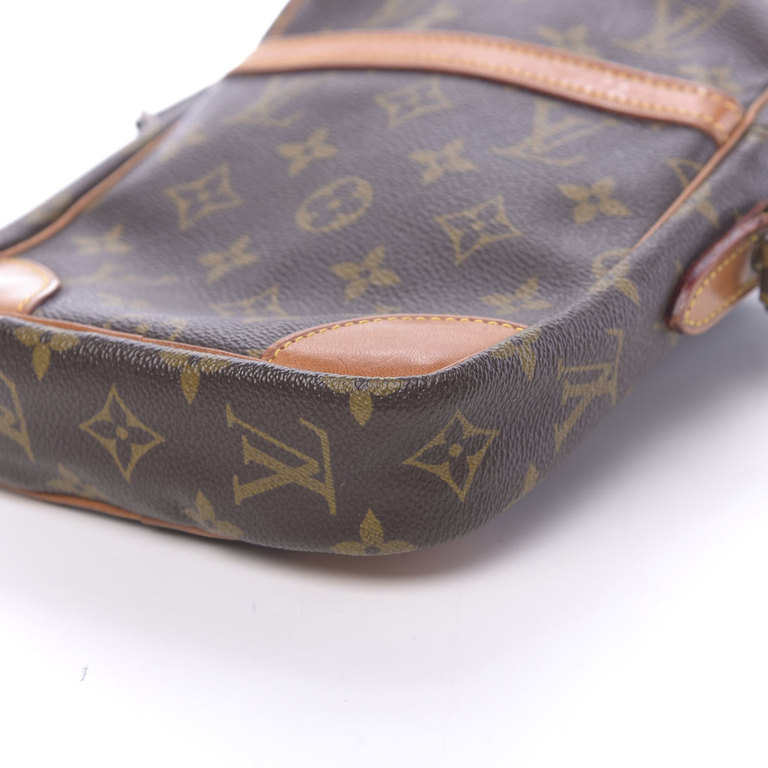 Louis Vuitton Monogram Danube 21 11 of 15