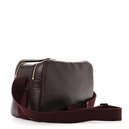 Louis Vuitton Taiga Reporter Messenger Acajou 3 of 12