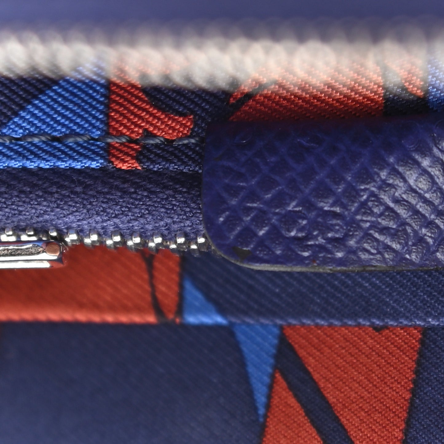 Epsom Silk'in Compact Wallet Bleu Saphir