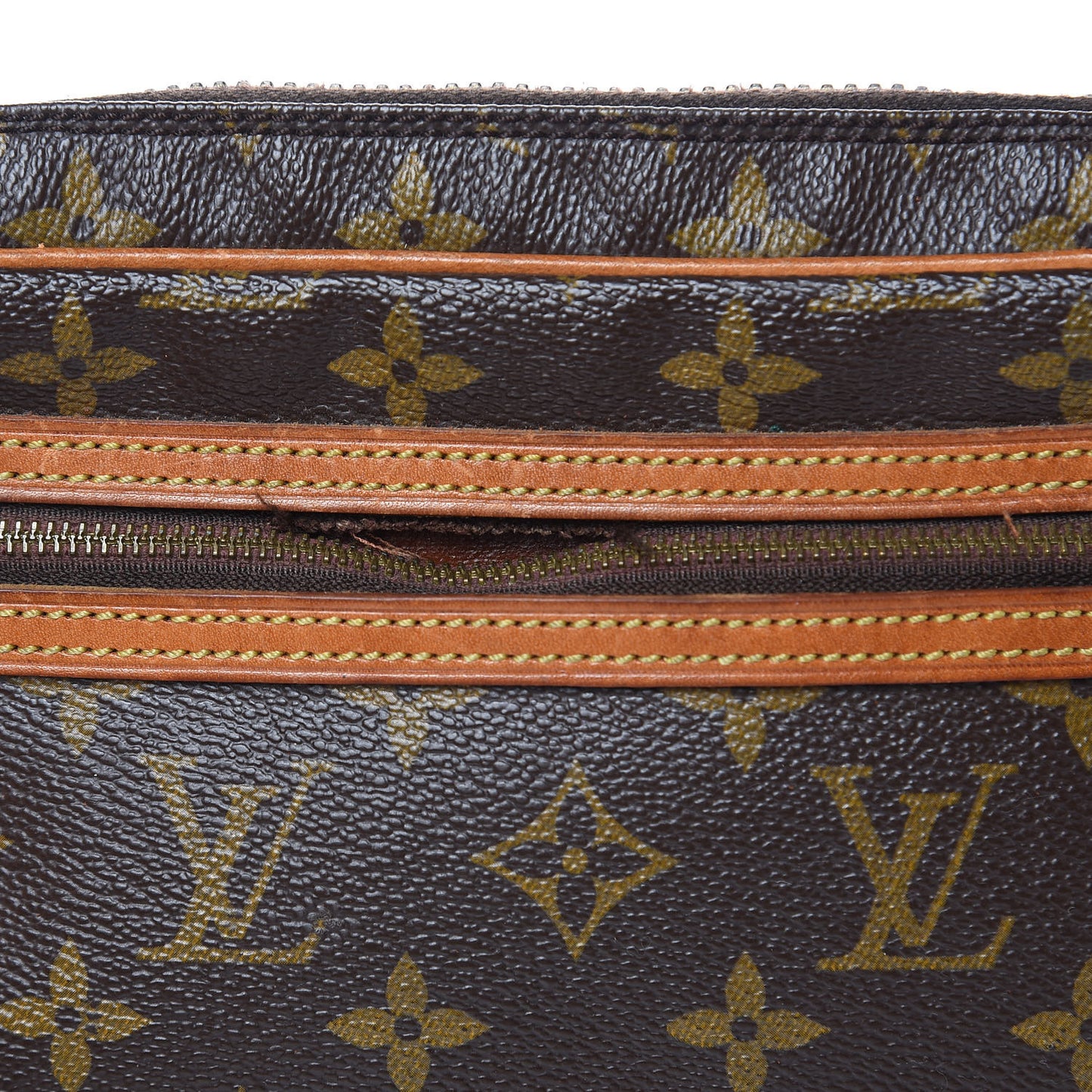 Monogram Pochette Marly Dragonne 26