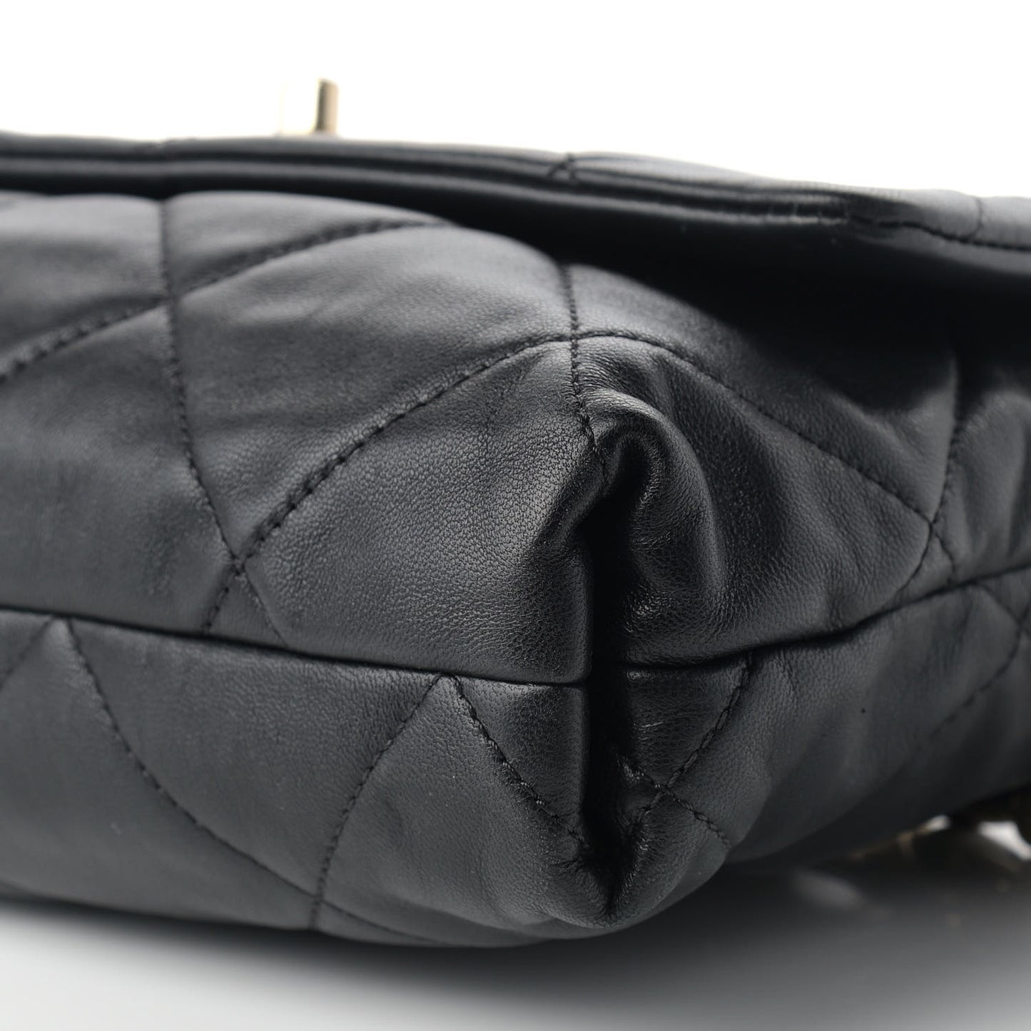 Lambskin Quilted On The Shoulder Flap Black
