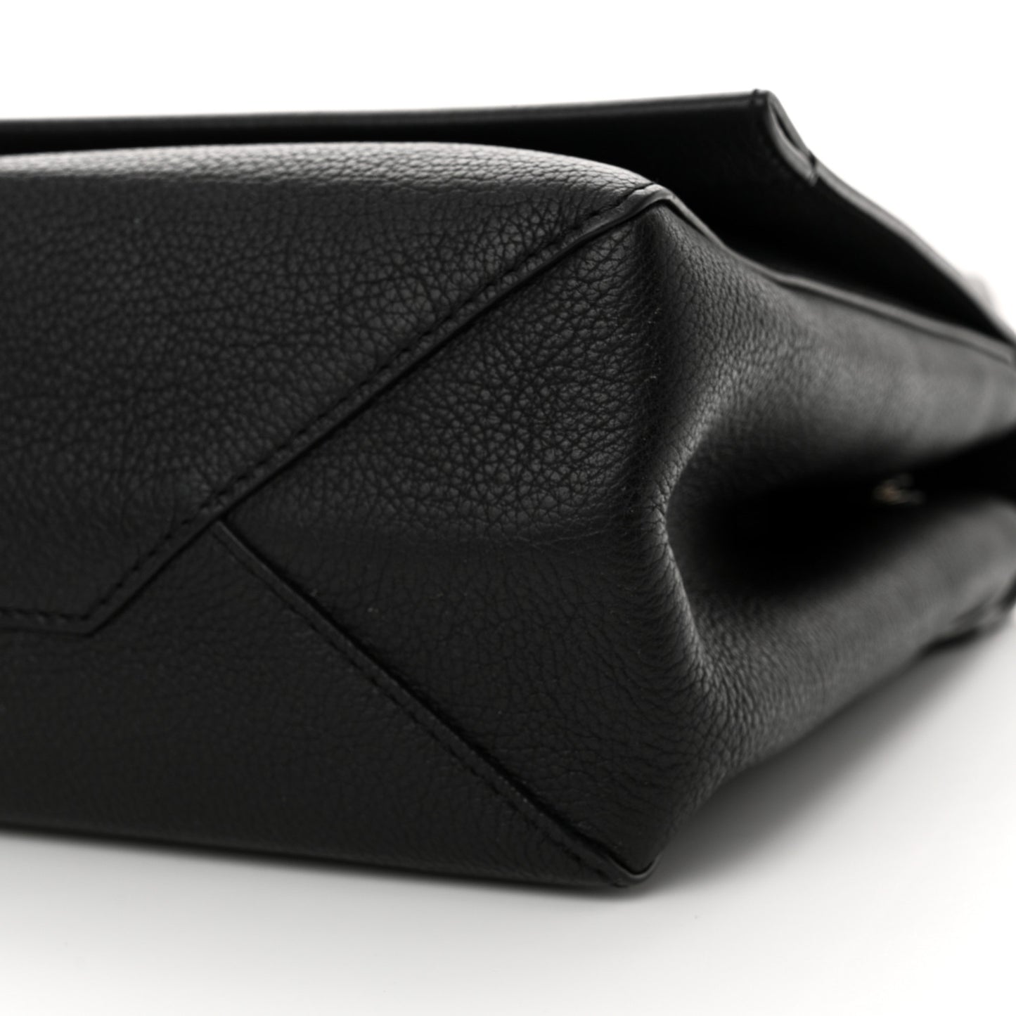 Soft Calfskin Lock Me II Black