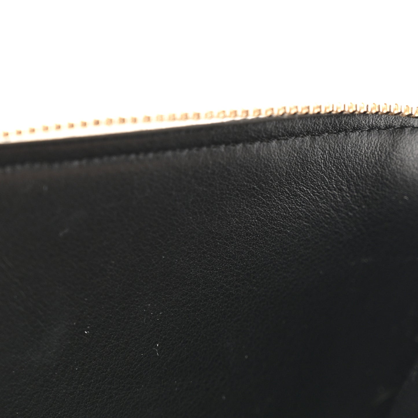 Caviar Quilted Chain Top Handle Vanity Case White