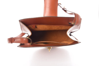 Louis Vuitton Epi Cluny Kenyan Fawn 5 of 18