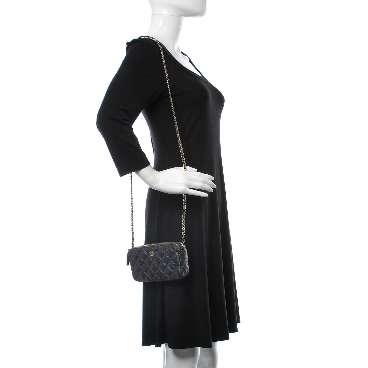 Iridescent Caviar Quilted Clutch With Chain Black