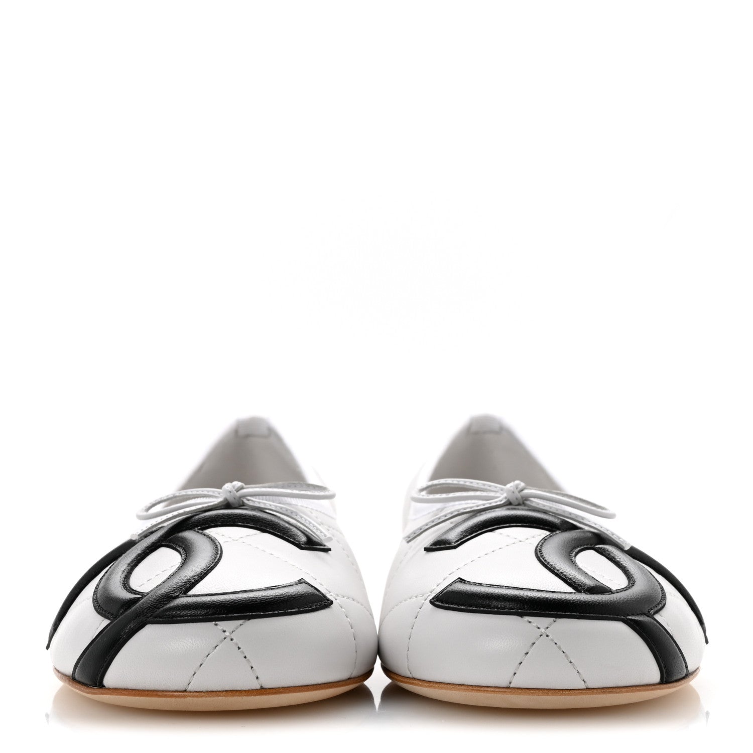 Chanel Lambskin Quilted CC Cambon Ballet Flats 40 White Black 3 of 10