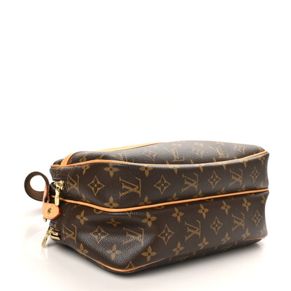 Louis Vuitton Monogram Reporter PM 4 of 10