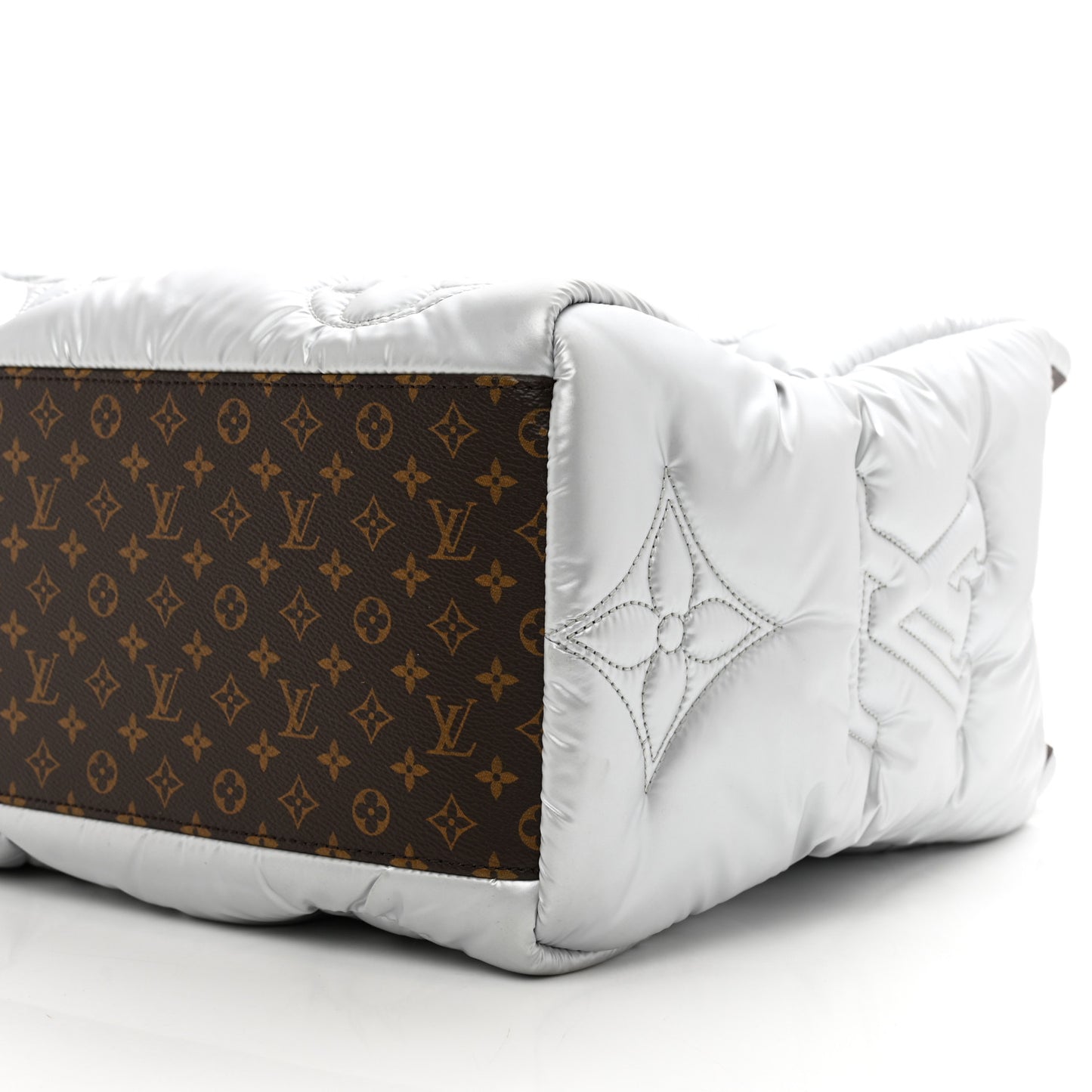 Econyl Monogram Pillow Giant Onthego GM Silver