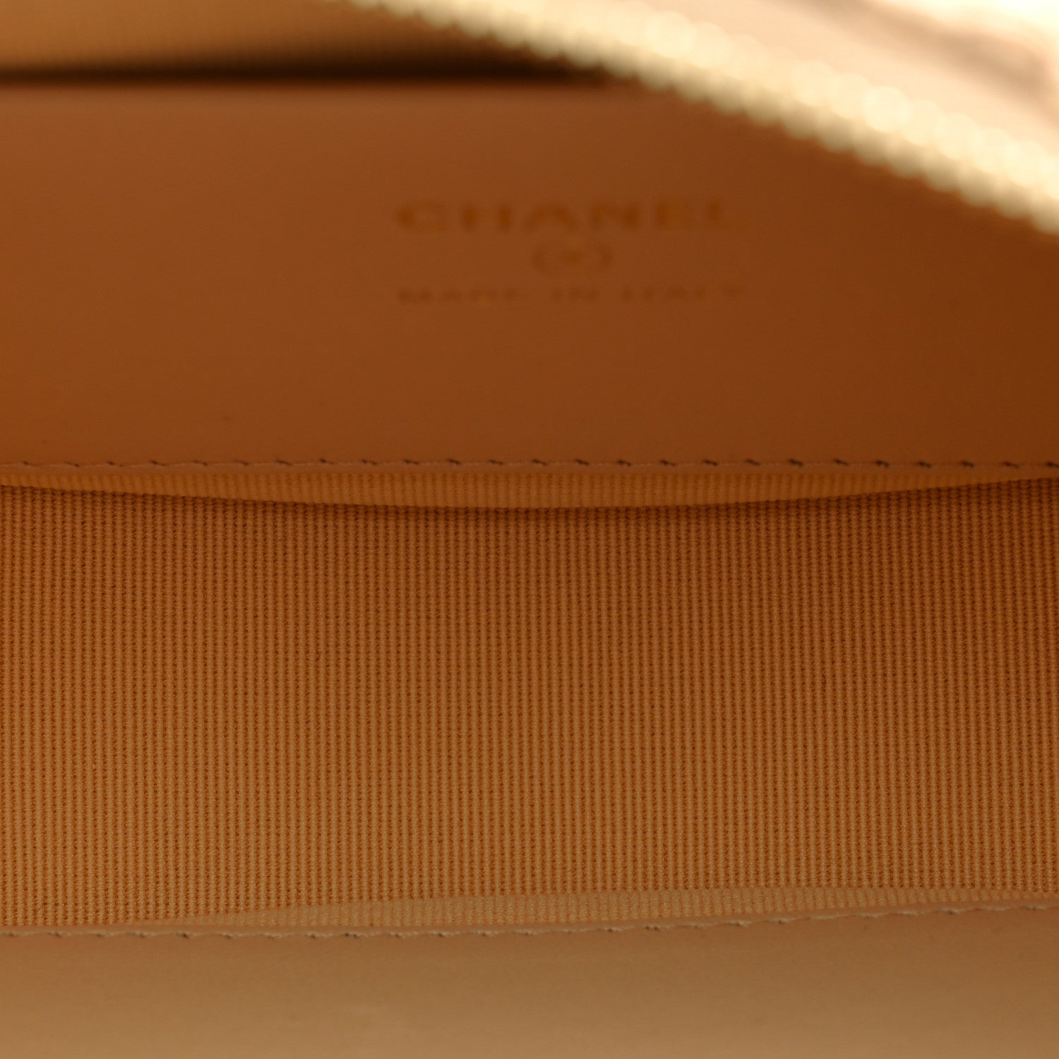 Chanel Raffia Other Shape With Chain Beige 4 of 10
