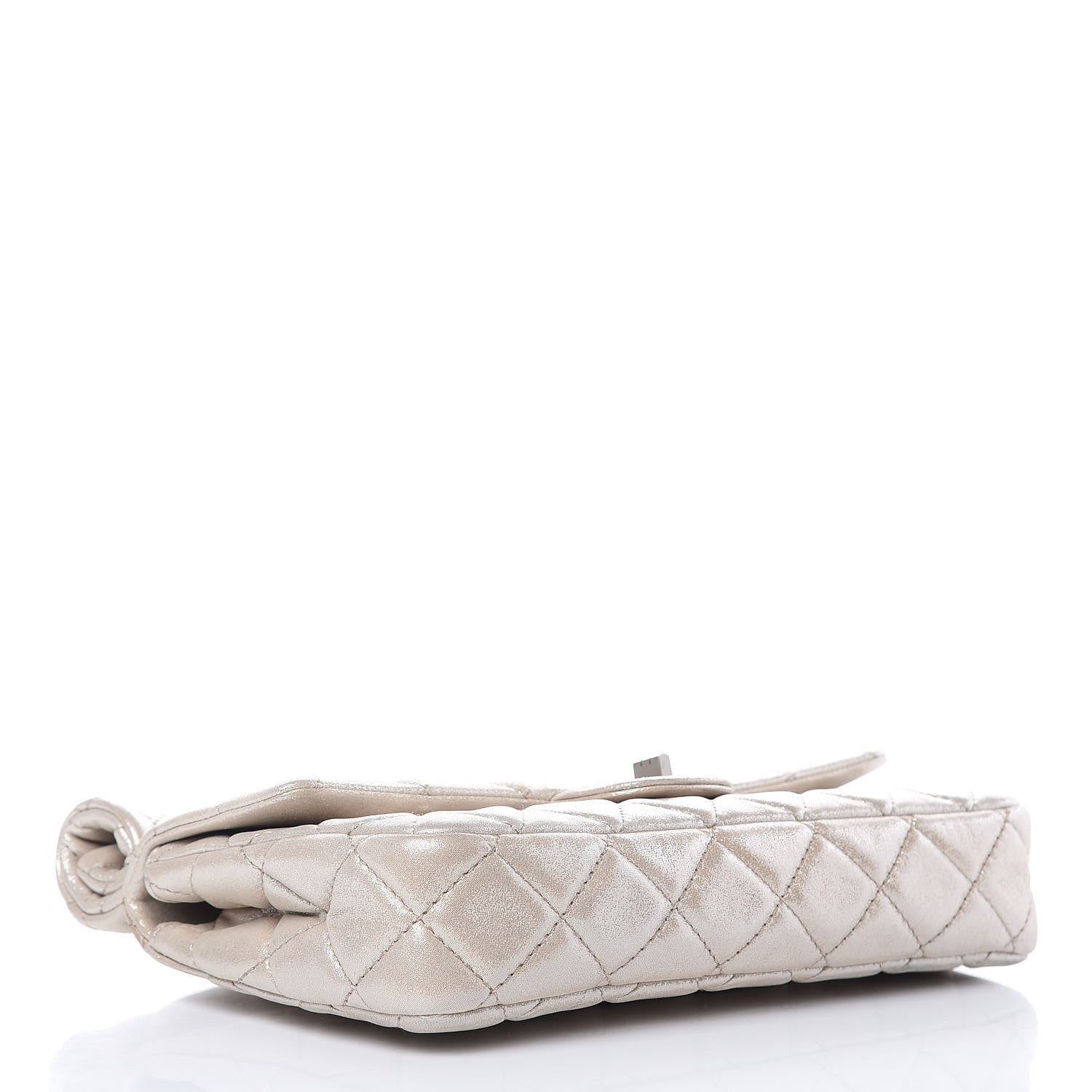 Chanel Iridescent Calfskin Quilted Large Roll 2.55 Reissue Clutch Light Gold 4 of 11