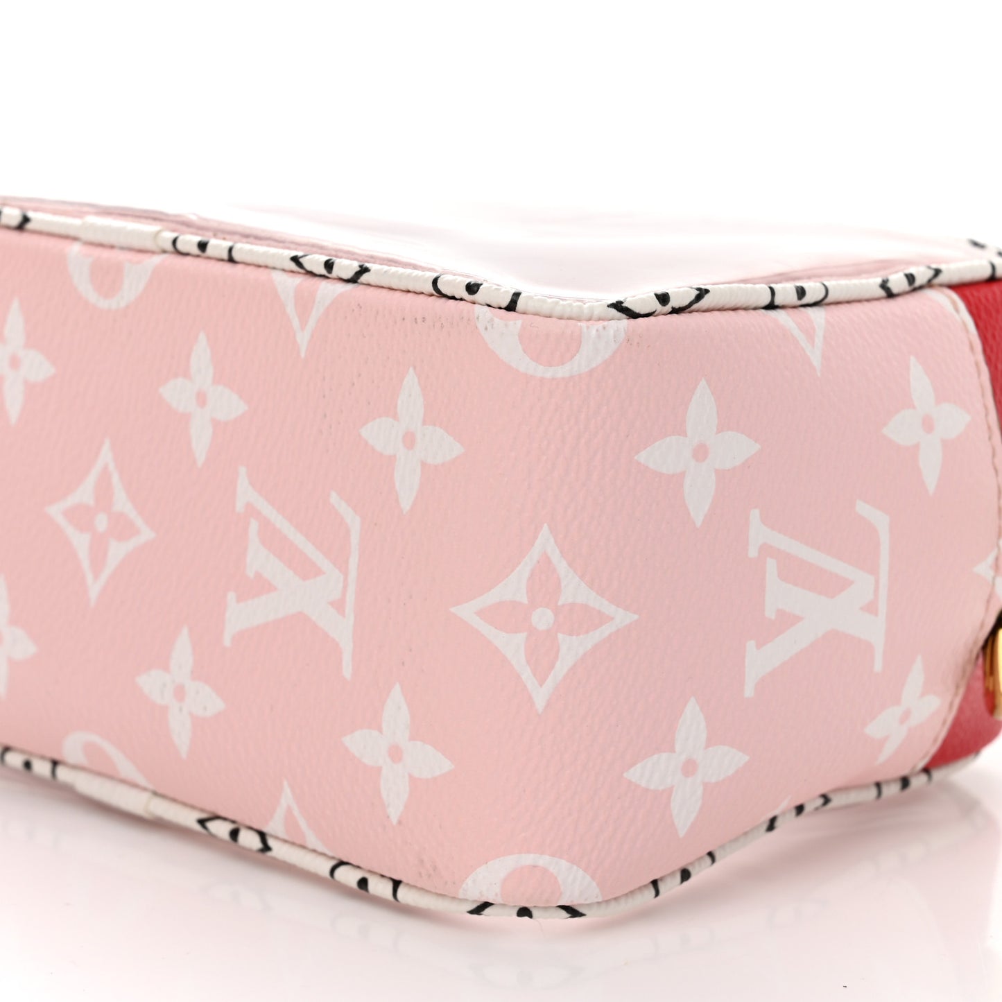 Monogram Giant Beach Pouch Rouge