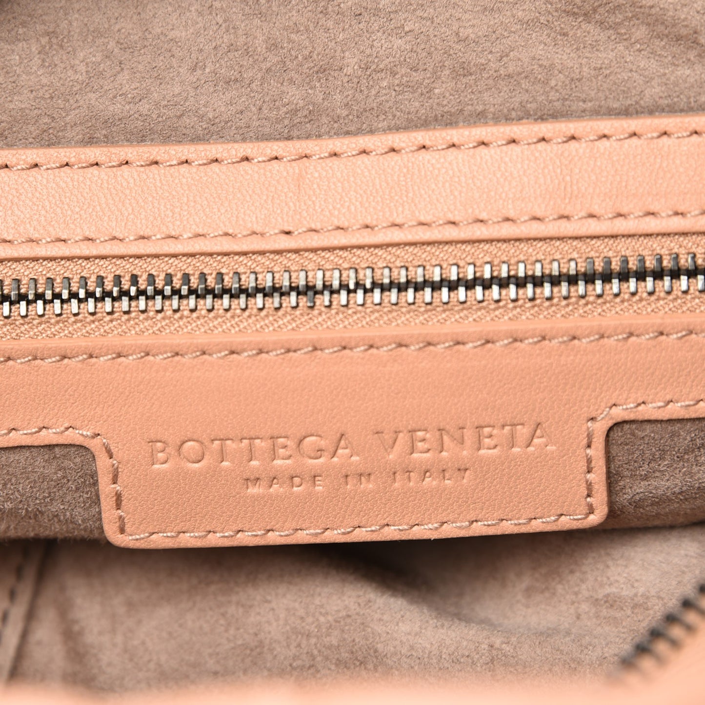 Nappa Intrecciato Medium Belly Veneta Hobo