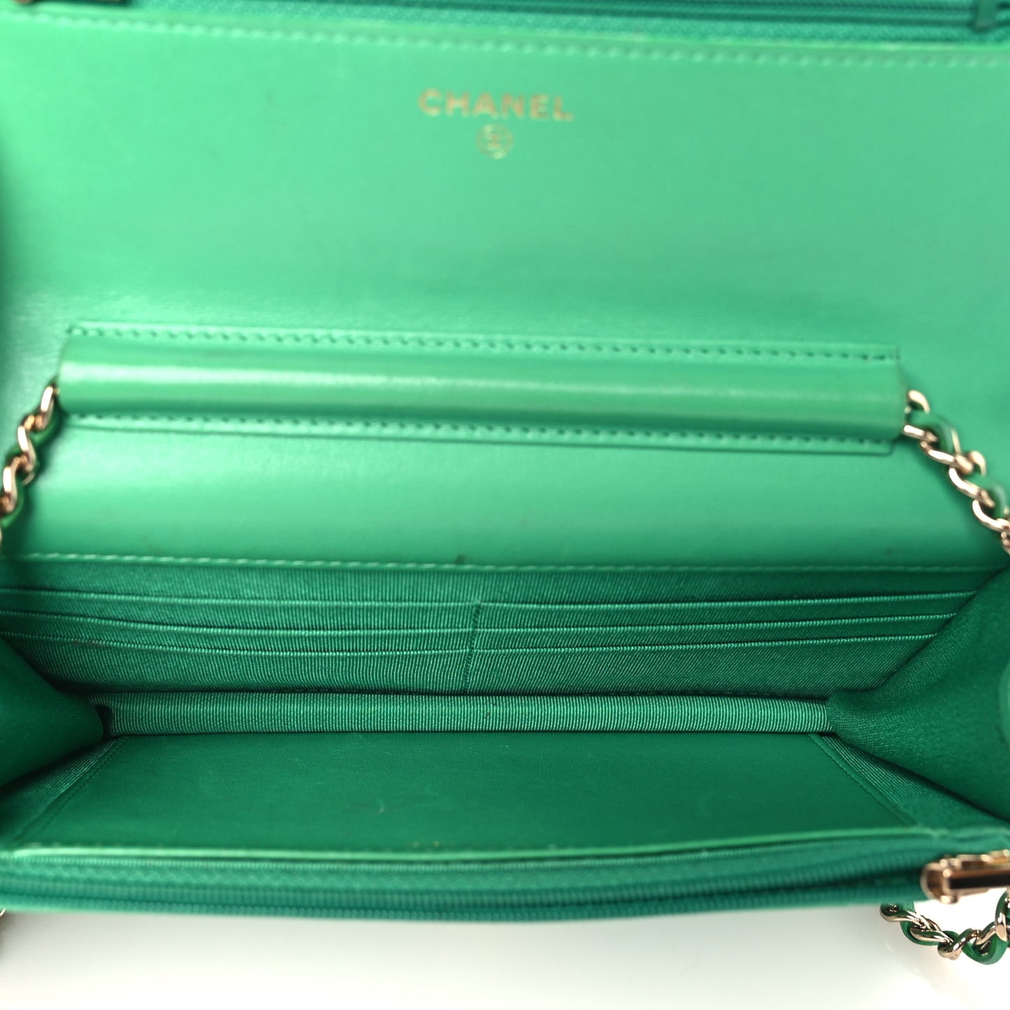 Lambskin Quilted Wallet On Chain WOC Green