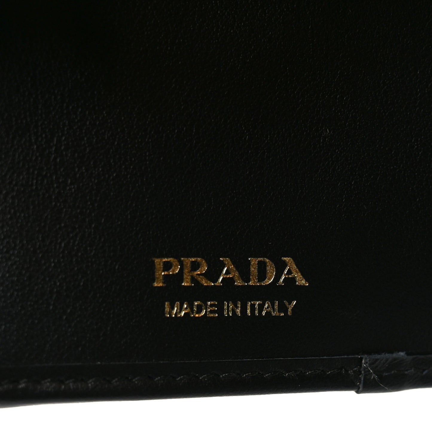 Metal Tri-Fold Compact Wallet Black