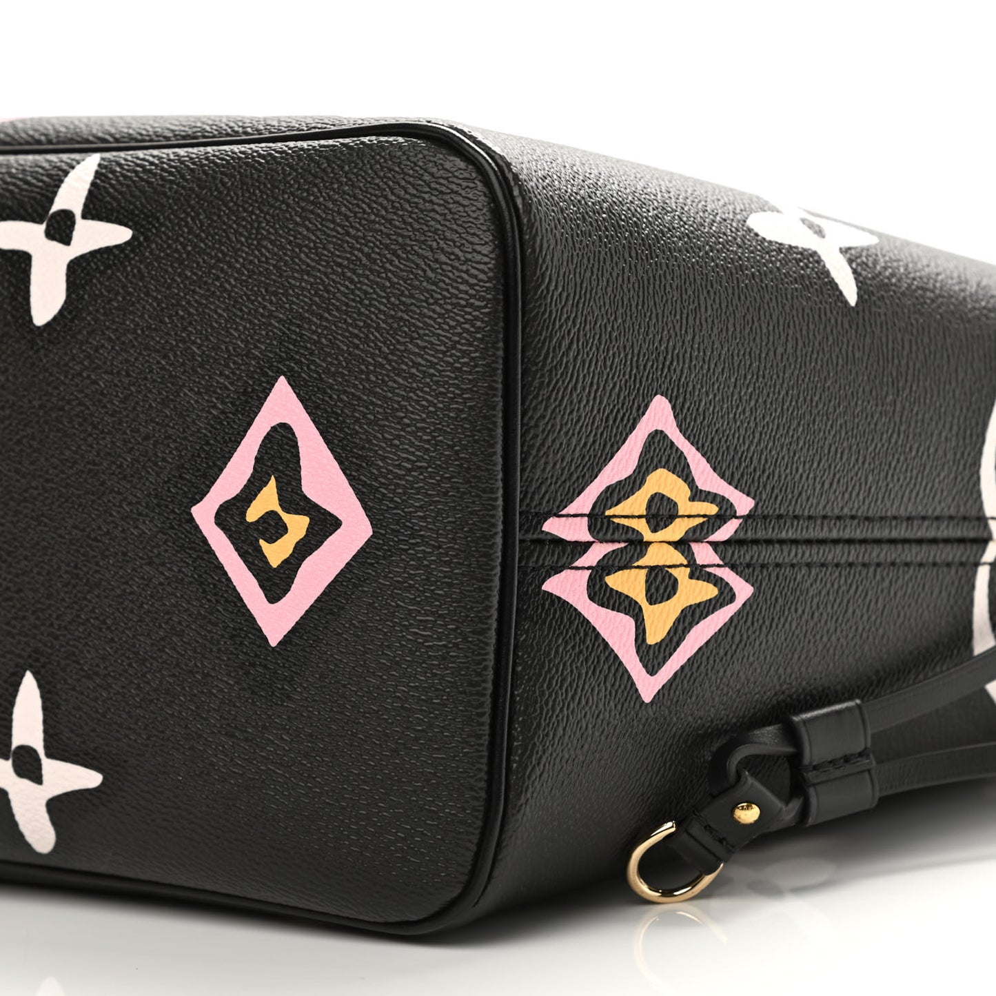 Monogram Giant Wild At Heart Neverfull MM Black