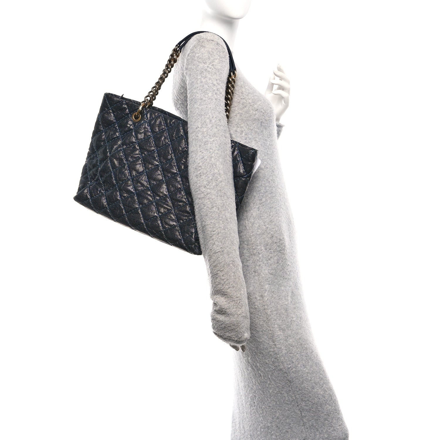 Chanel Glazed Caviar Coco Pleats Totes Navy 3 of 10